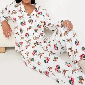 Old Navy Flannel Pajama Set (Reindeers)